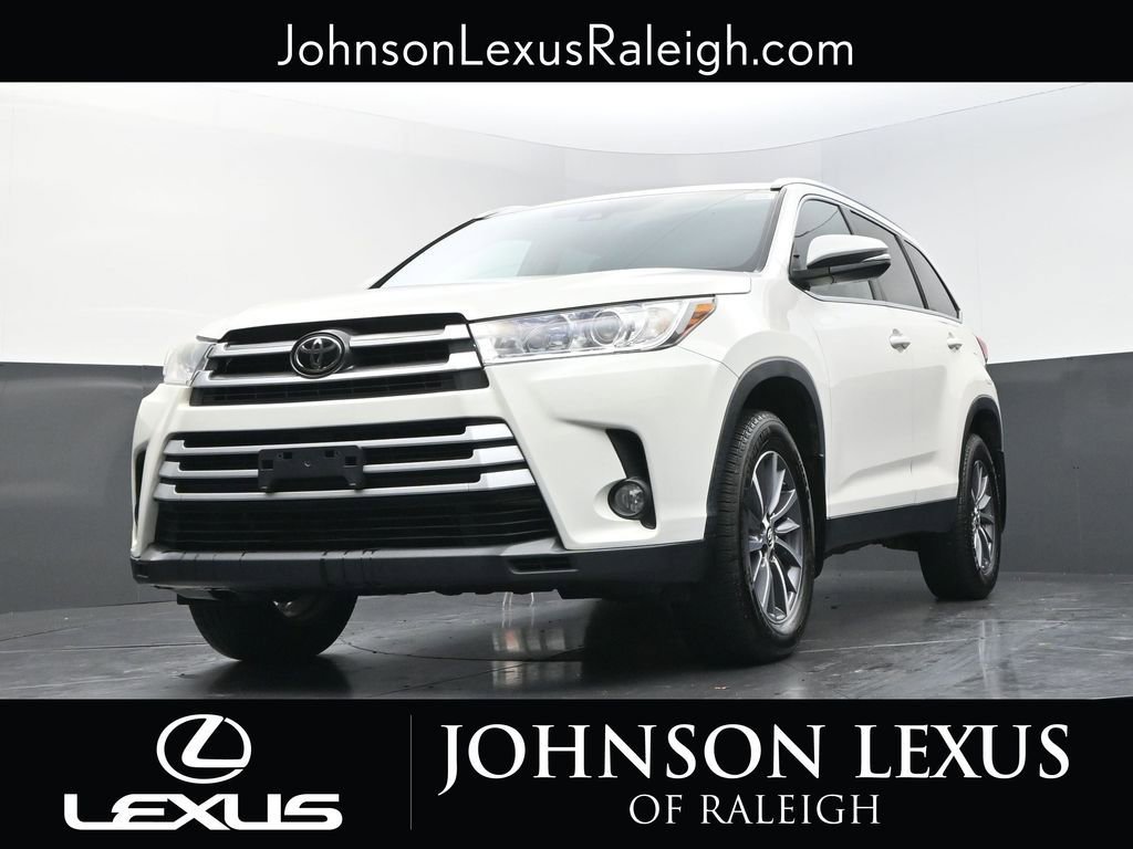 Used 2019 Toyota Highlander AWD V6