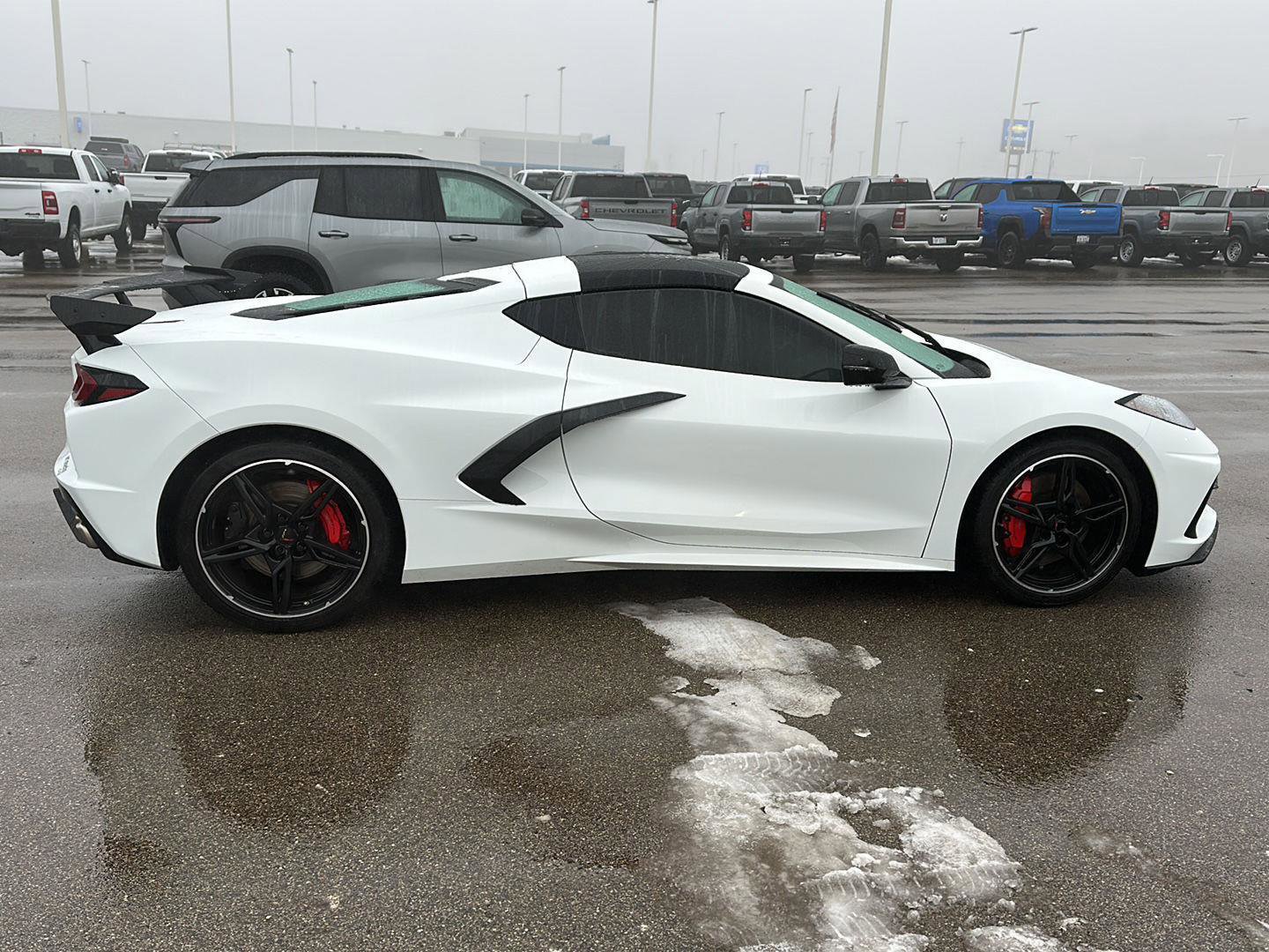 Used 2023 Chevrolet Corvette Stingray Coupe w/ Z51 Performance Package image 6