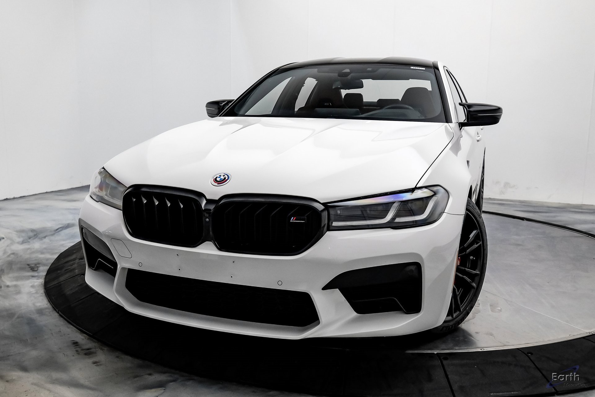 Used 2023 BMW M5 w/ Competition Package image 3