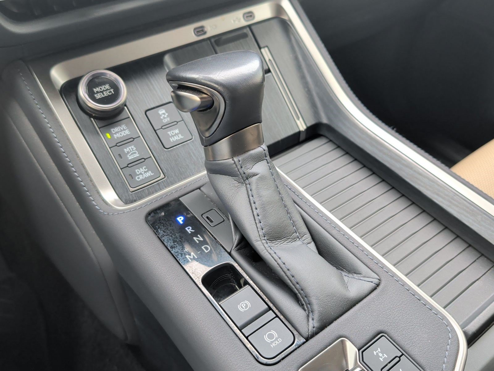Used 2025 Lexus GX 550 AWD/4WD image 21