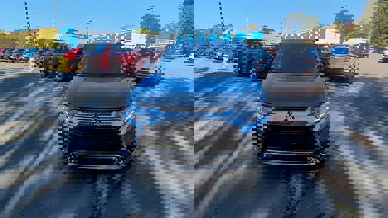 Used 2020 Mitsubishi Outlander ES image 51