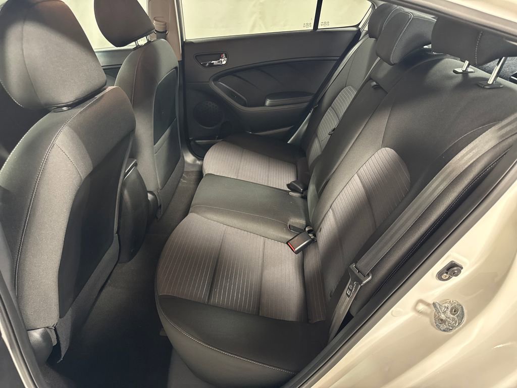 Used 2016 Kia Forte LX w/ LX Popular Plus Package FWD image 5