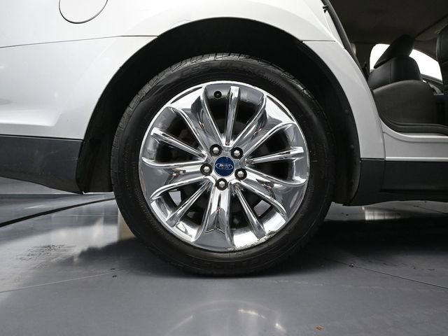 Used 2010 Ford Taurus Limited image 13