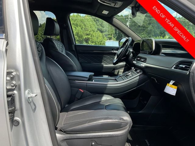 Used 2022 Hyundai Palisade Calligraphy w/ Winter Package image 16