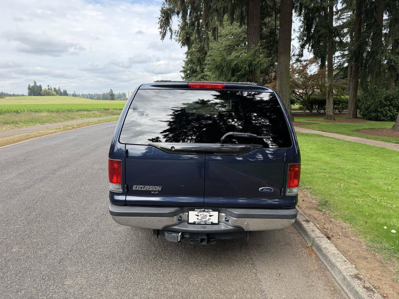 Used 2002 Ford Excursion XLT RWD image 4