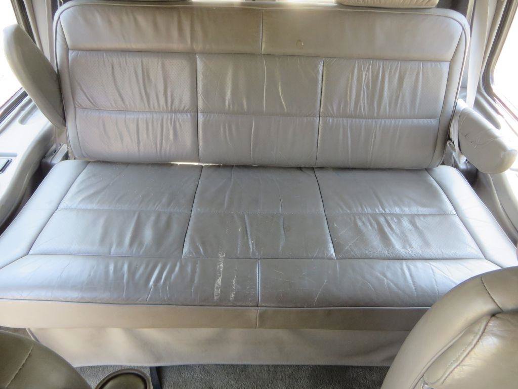 Used 2002 GMC Savana 1500 w/ SLE Marketing Option Pkg 3 RWD image 22
