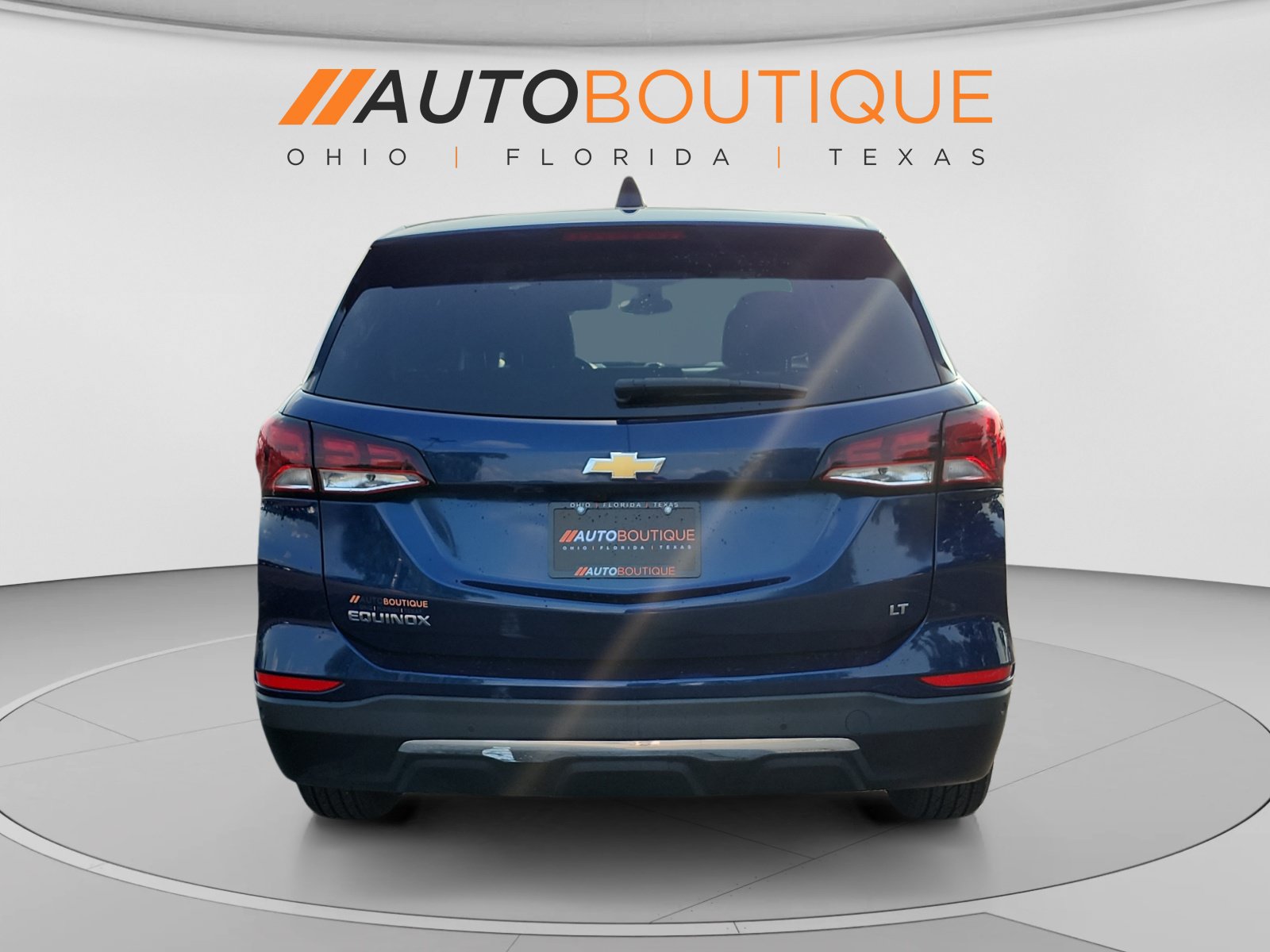 Used 2023 Chevrolet Equinox LT w/ Driver Convenience Package FWD image 4