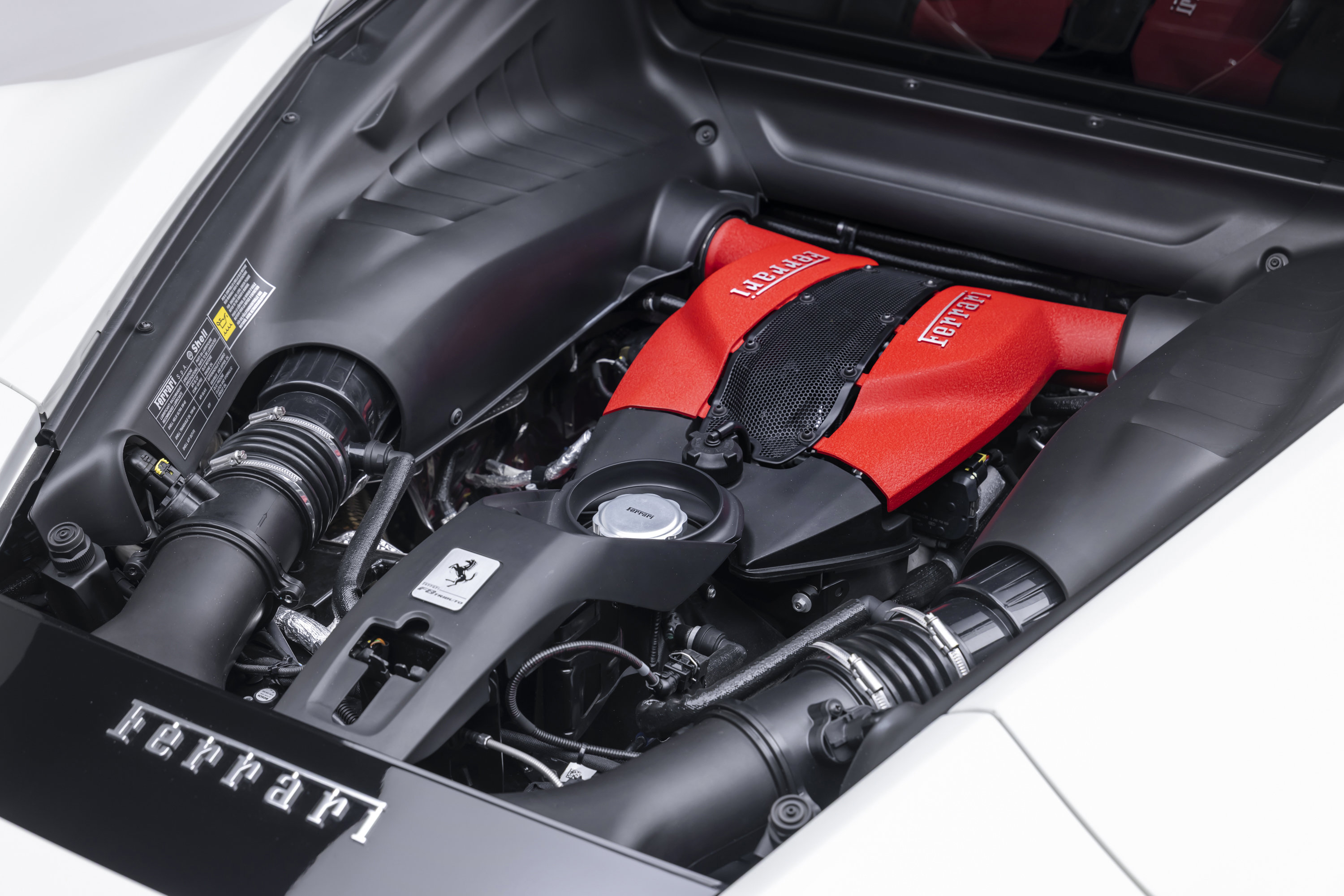 Certified 2022 Ferrari F8 Tributo RWD image 40