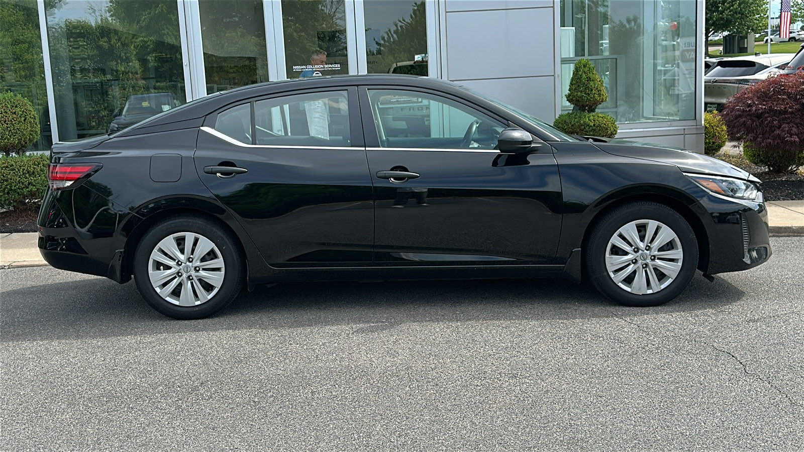 Used 2024 Nissan Sentra S FWD image 25
