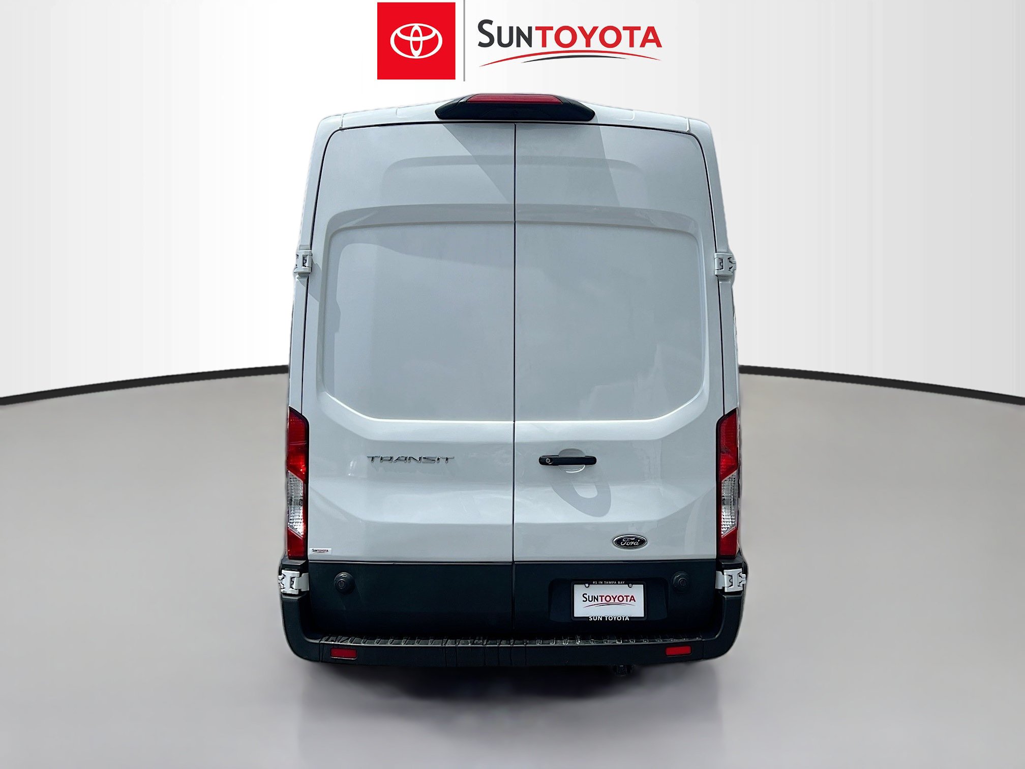 Used 2024 Ford Transit 250 148 High Roof Extended w/ Load Area Protection Package RWD image 5