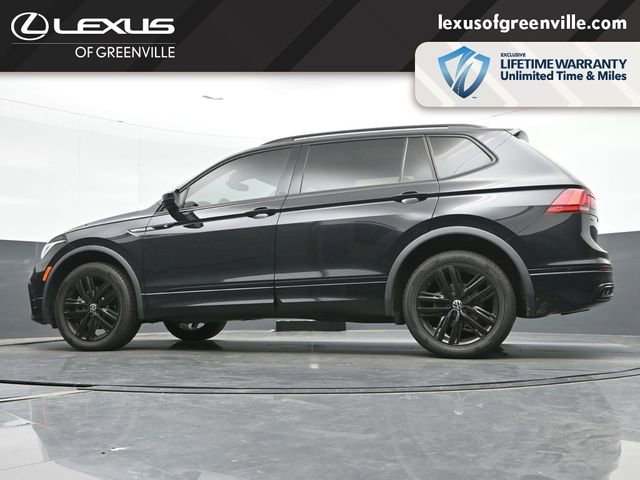 Used 2022 Volkswagen Tiguan SE R-Line FWD image 38