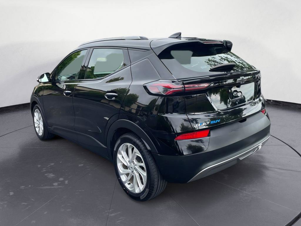 New 2023 Chevrolet Bolt EUV LT FWD image 4