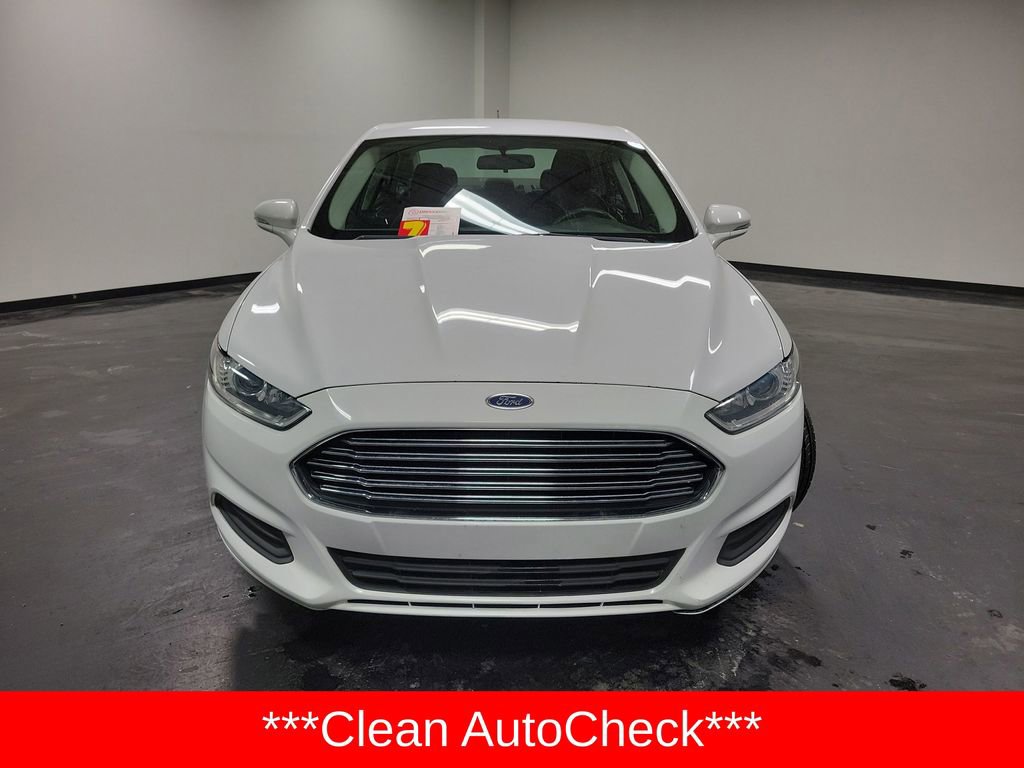 Used 2014 Ford Fusion SE image 2