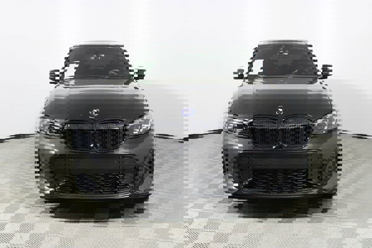 Used 2024 BMW 330e w/ M Sport Package image 2