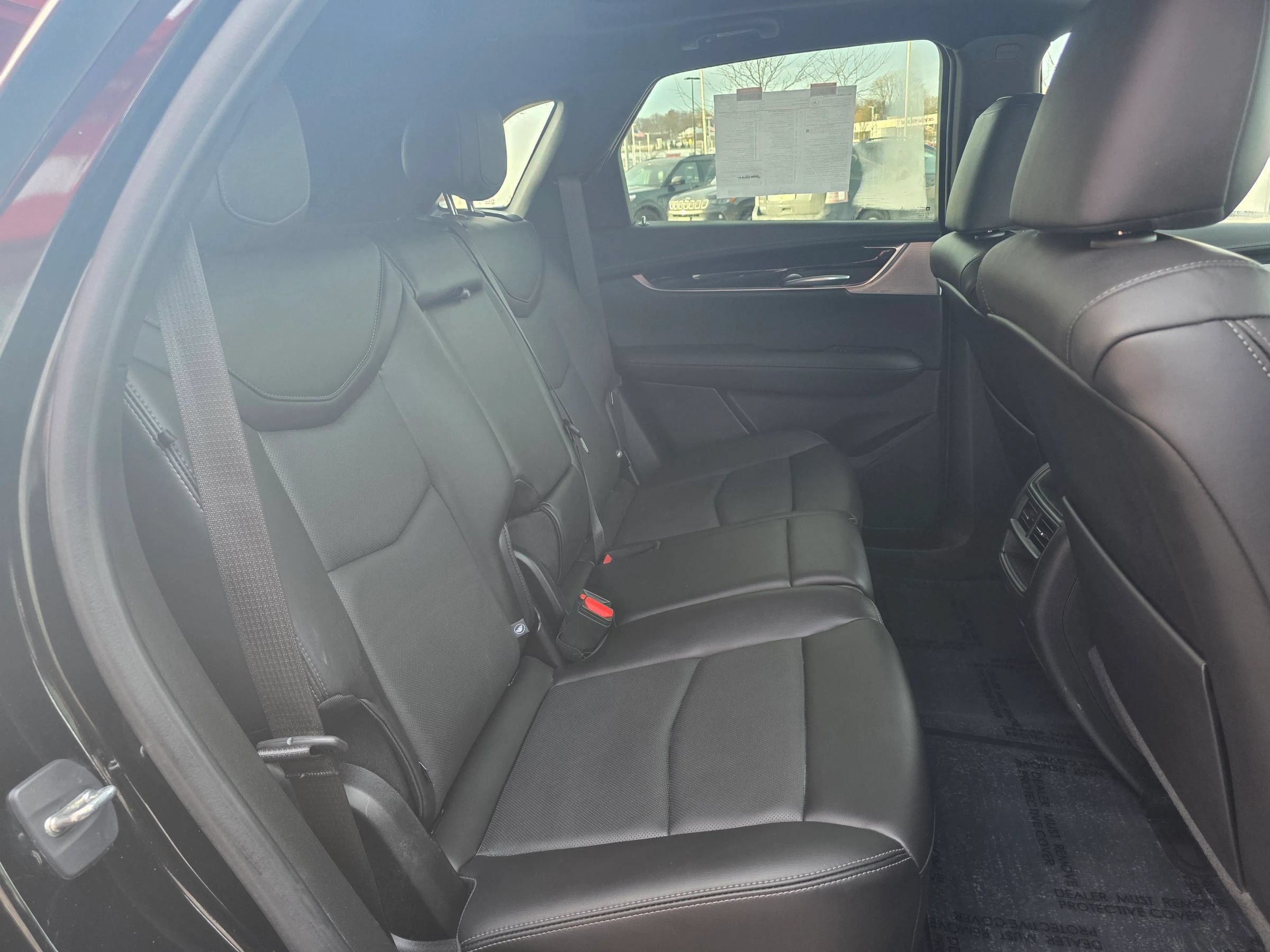 Used 2024 Cadillac XT5 Premium Luxury AWD/4WD image 7