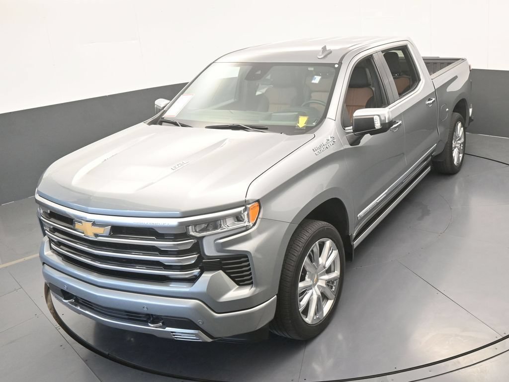 Used 2024 Chevrolet Silverado 1500 High Country w/ Technology Package AWD/4WD image 61
