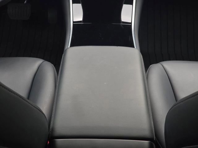 Used 2020 Tesla Model 3 Standard Range Plus image 19