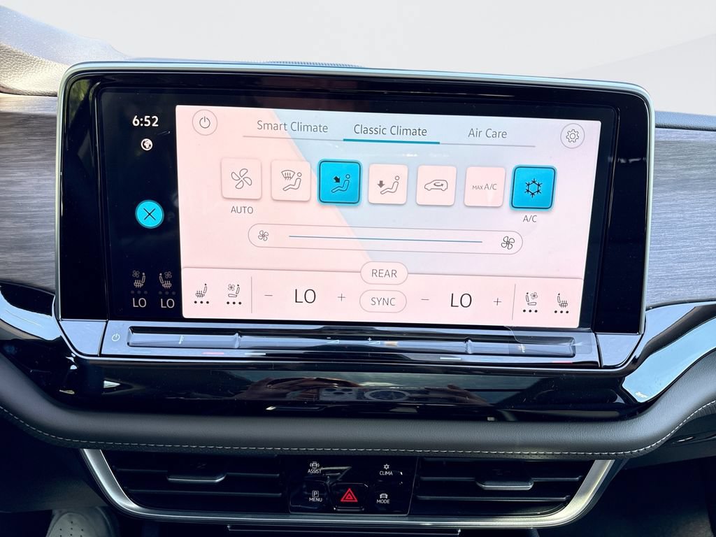 New 2026 Volkswagen Atlas SEL AWD/4WD image 17