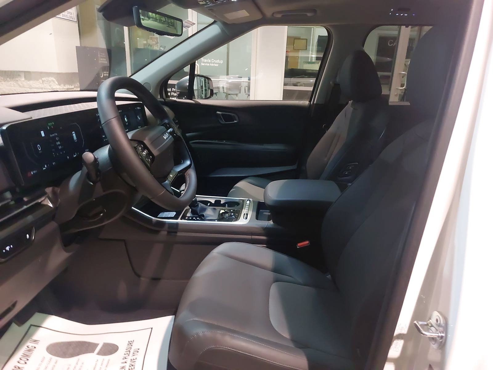Used 2027 Kia Carnival SX Prestige FWD image 15