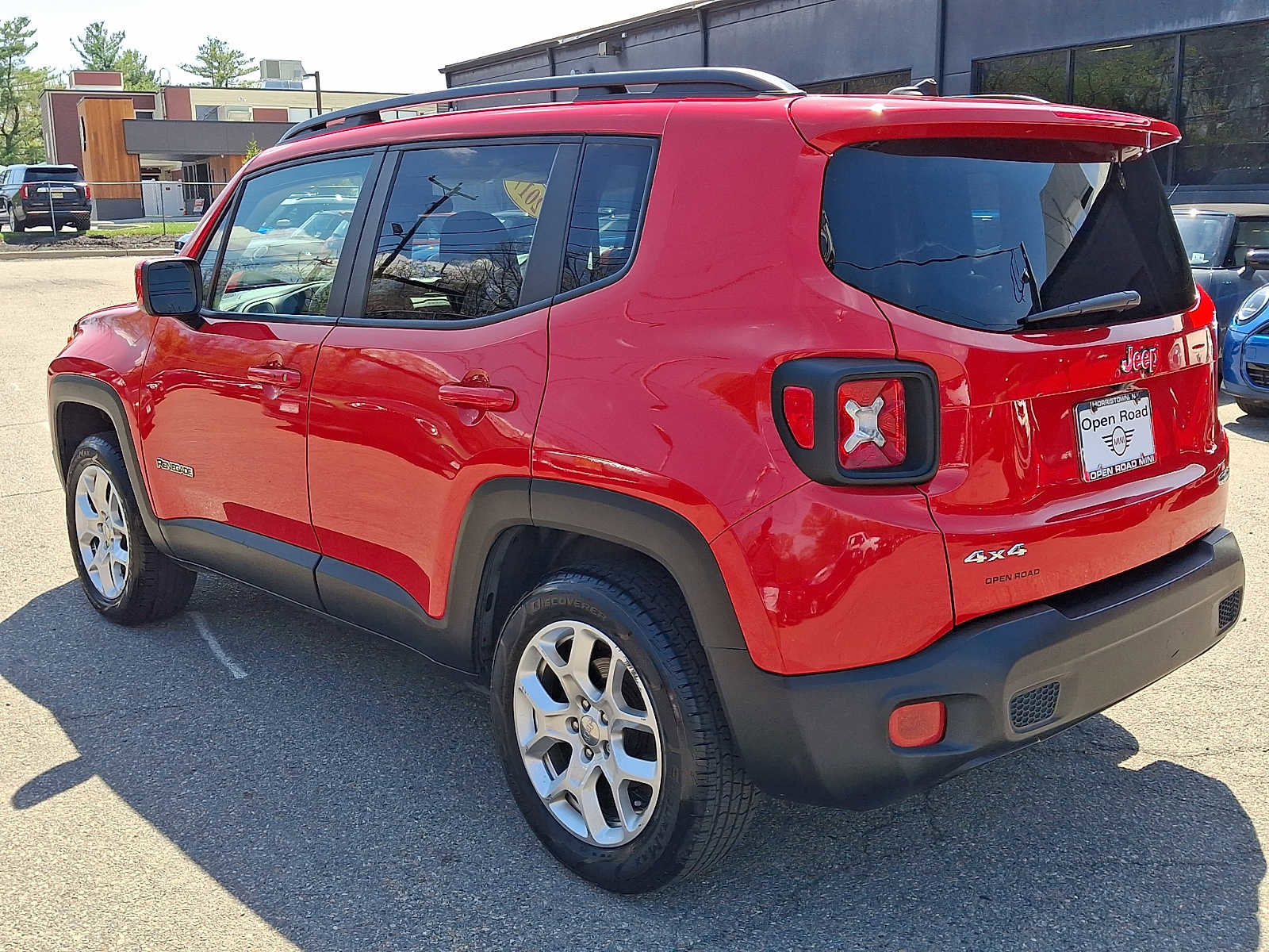 Used 2017 Jeep Renegade Latitude image 6