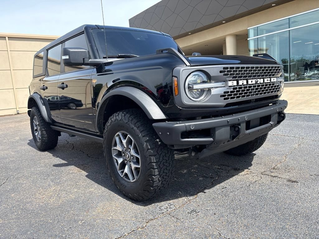 Used 2024 Ford Bronco Badlands AWD/4WD image 3