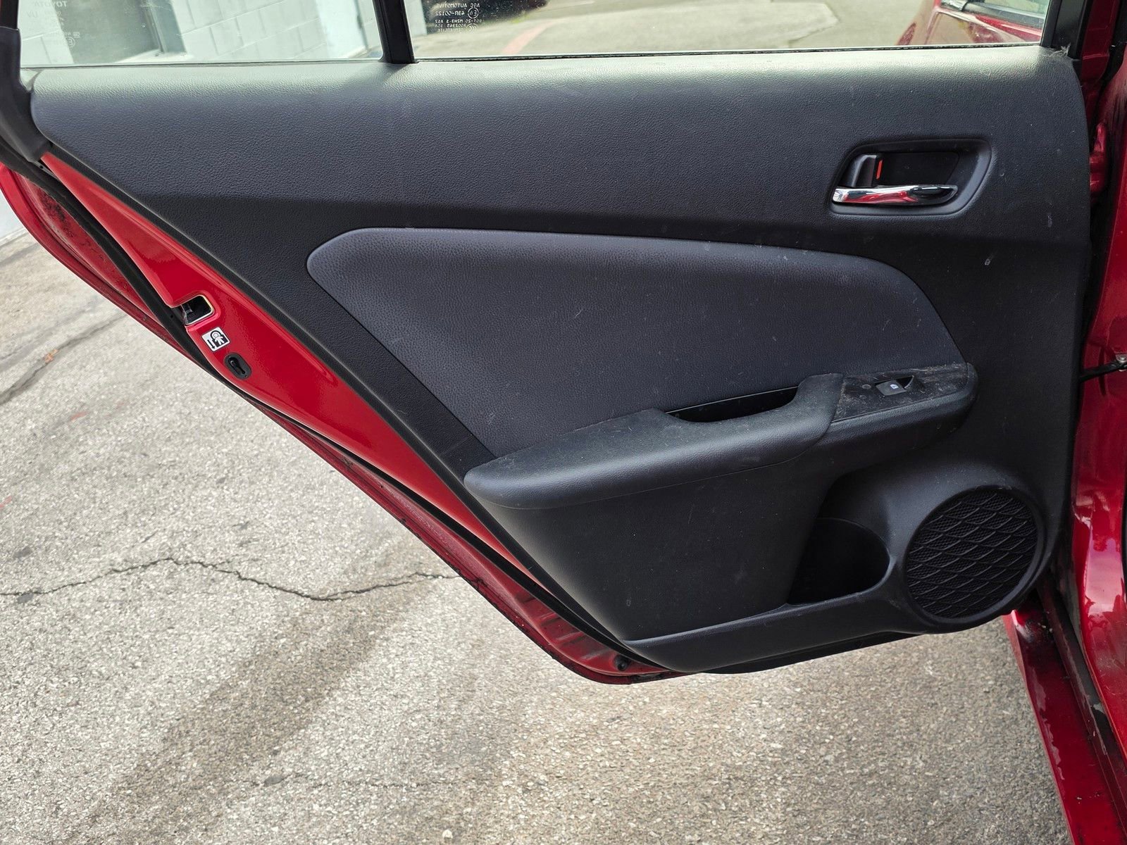 Used 2017 Toyota Prius Prime Plus w/ Carpet Mat Package FWD image 10