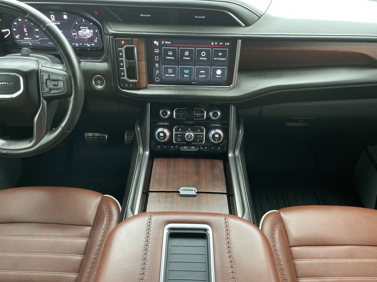 Used 2023 GMC Yukon Denali Ultimate w/ LPO, Floor Liner Package image 16