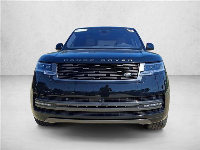 Used 2023 Land Rover Range Rover SE AWD/4WD image 2
