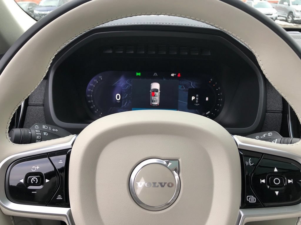 New 2026 Volvo XC90 B6 Ultra w/ Protection Package AWD/4WD image 13