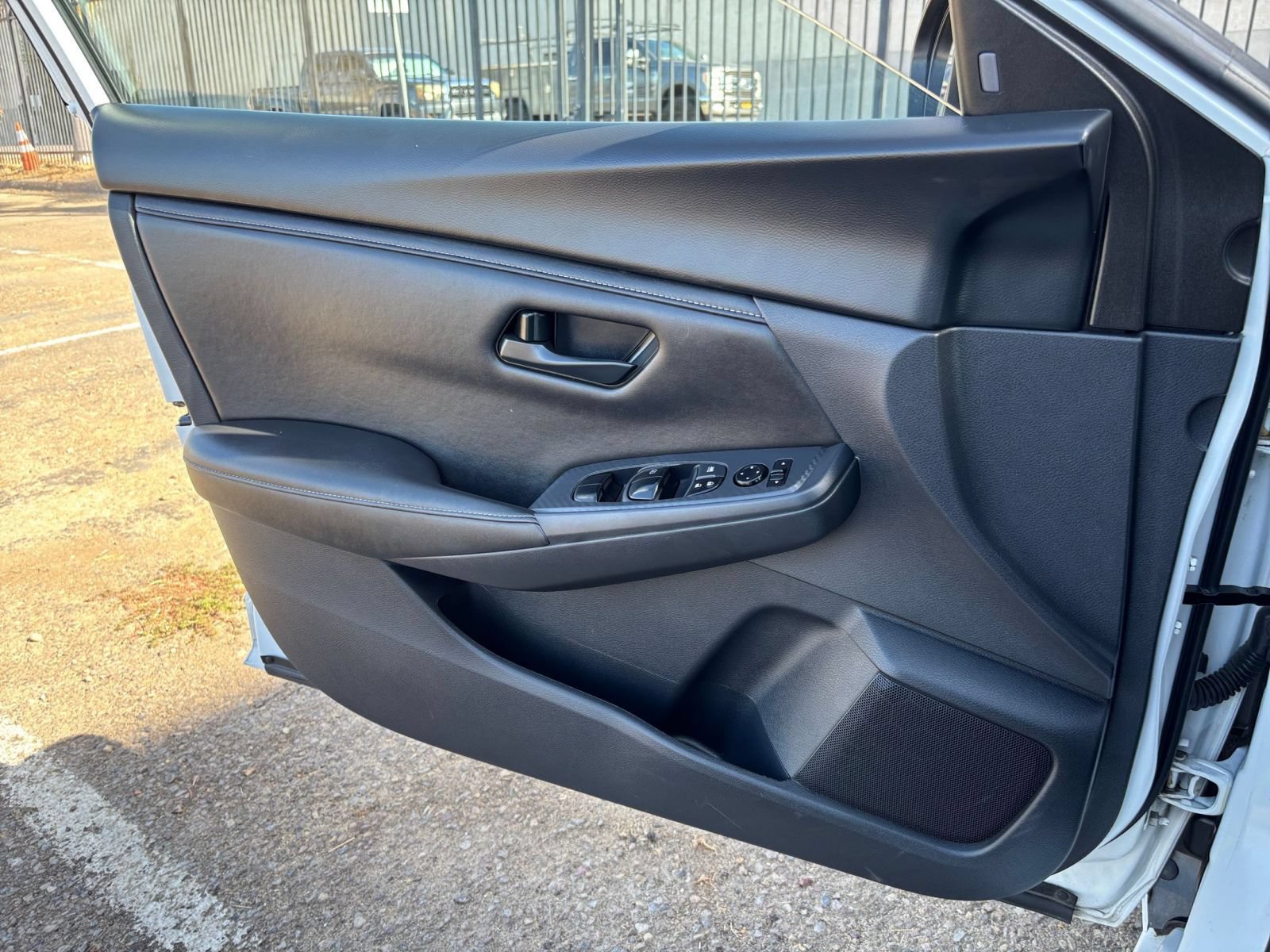 Used 2025 Nissan Sentra S FWD image 18