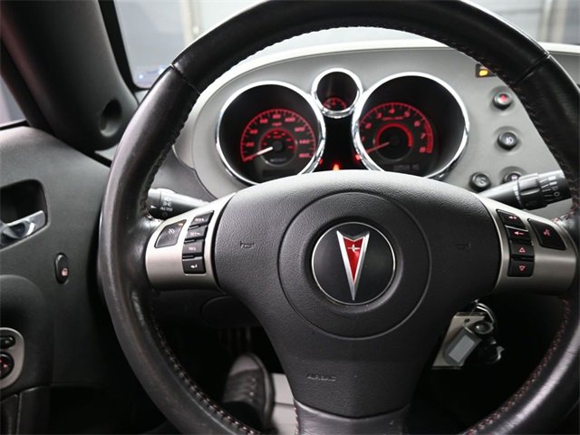 Used 2007 Pontiac Solstice GXP w/ Premium Package image 8