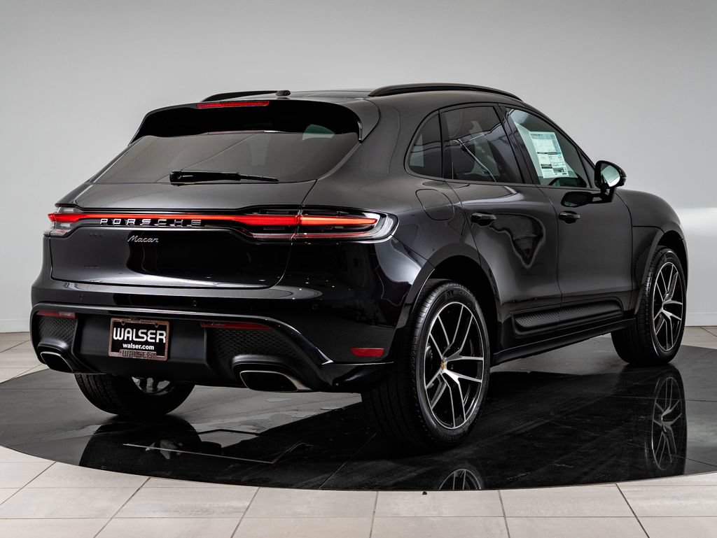 New 2026 Porsche Macan AWD/4WD image 8