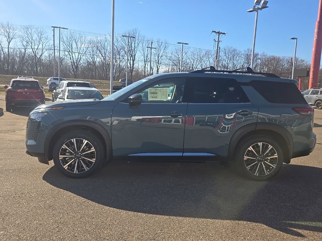New 2026 Nissan Pathfinder Platinum image 4