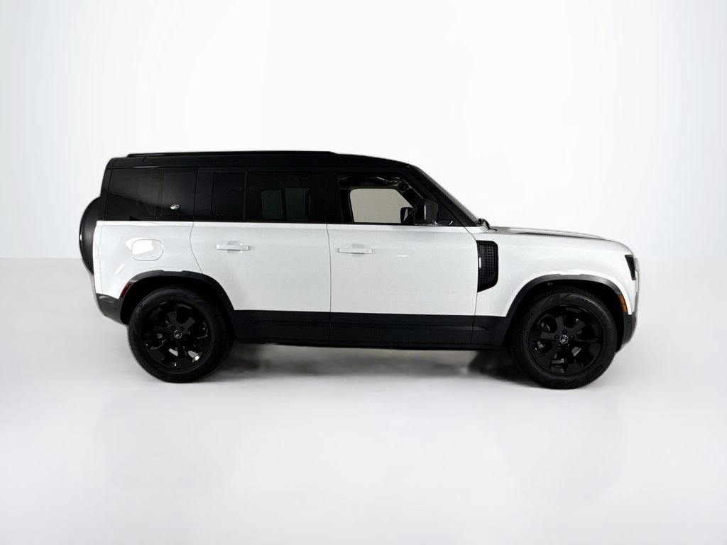 Used 2023 Land Rover Defender 110 S AWD/4WD image 6