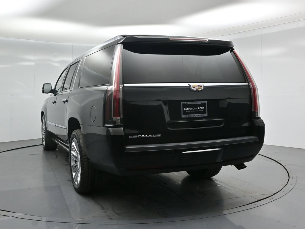 Used 2016 Cadillac Escalade ESV Platinum image 28