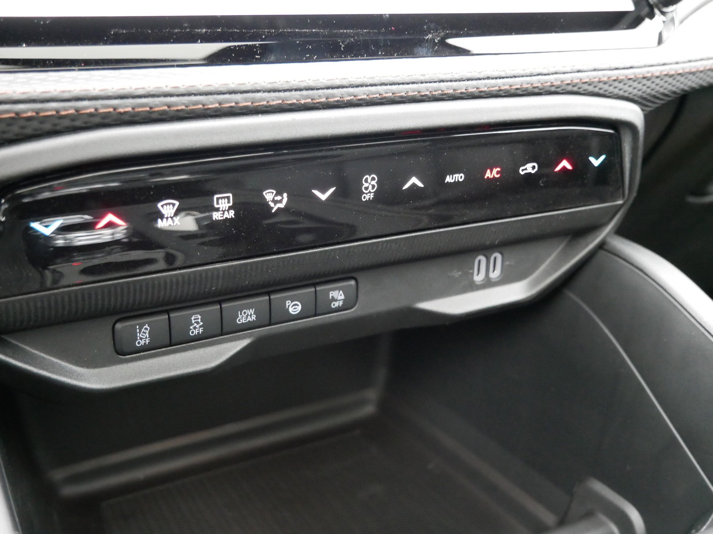 New 2026 Jeep Cherokee Overland image 15