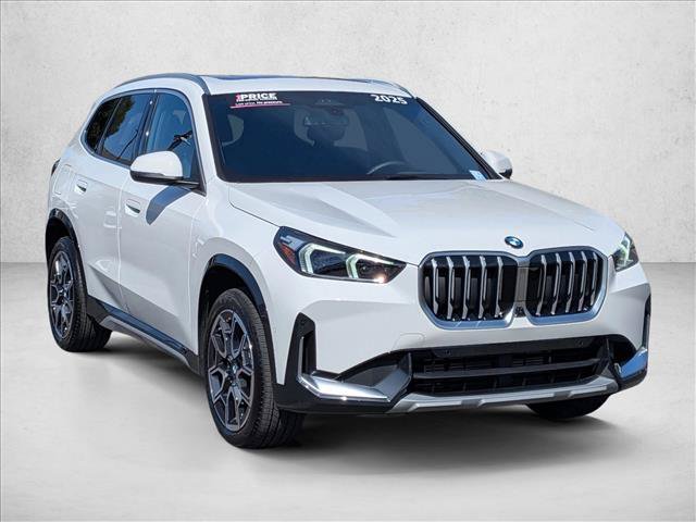 Used 2025 BMW X1 xDrive28i w/ Technology Package AWD/4WD image 3