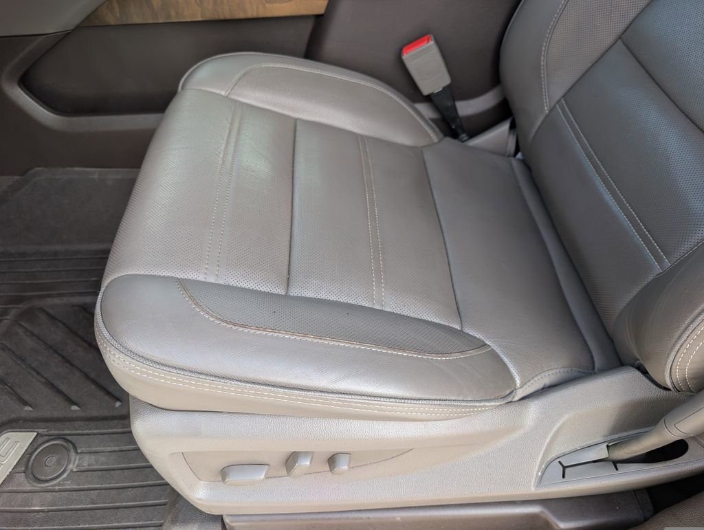 Used 2019 GMC Yukon Denali w/ Denali Ultimate Package AWD/4WD image 15