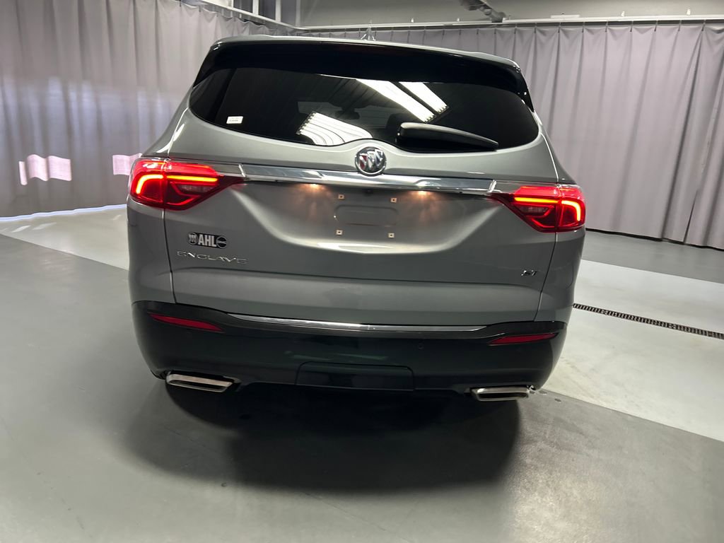 Used 2024 Buick Enclave Essence w/ Sport Touring Edition image 6