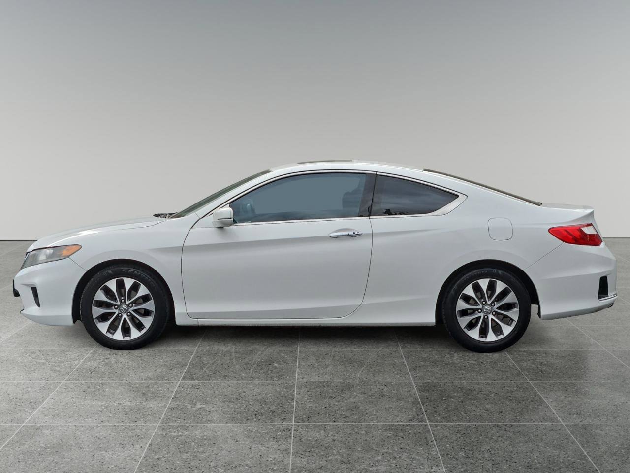 Used 2014 Honda Accord EX image 4