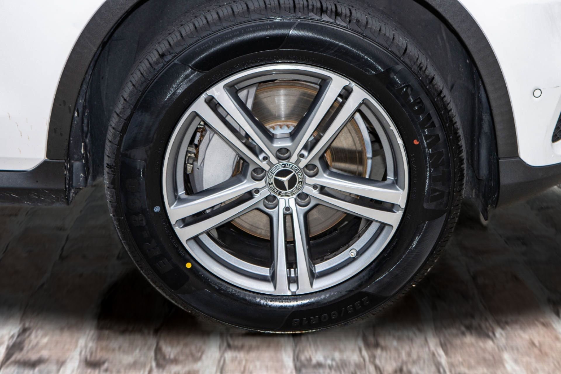 Used 2021 Mercedes-Benz GLC 300 w/ Premium Package image 39