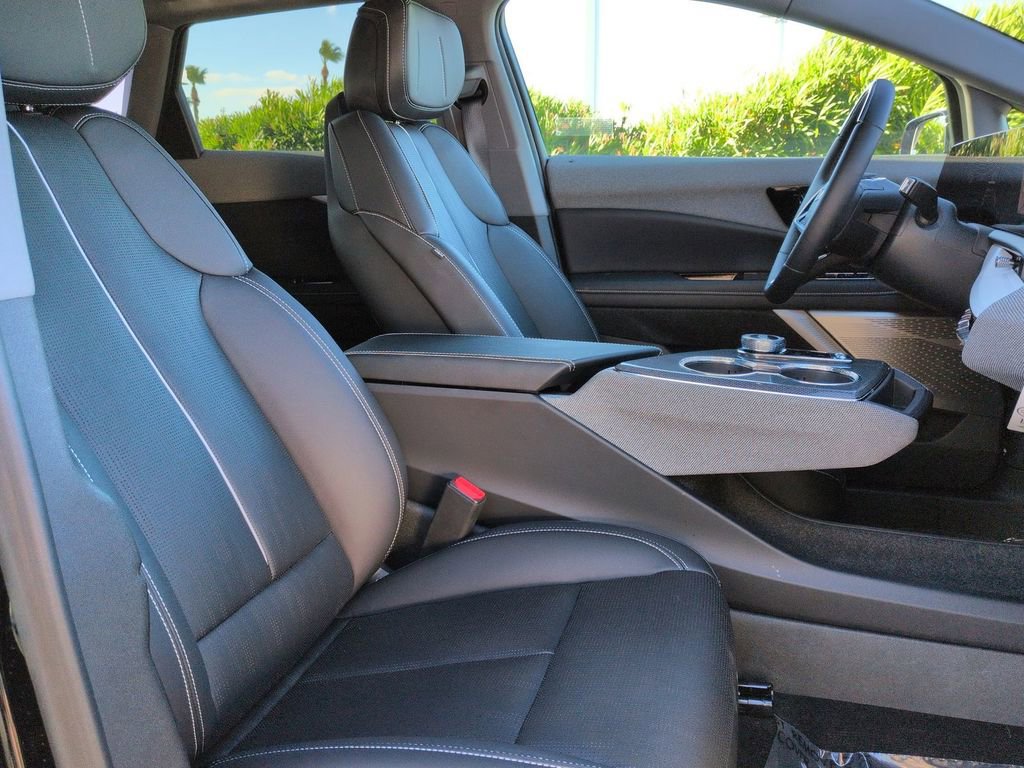 Certified 2026 Cadillac Optiq Sport 2 w/ LPO, Floor Liner Package image 36