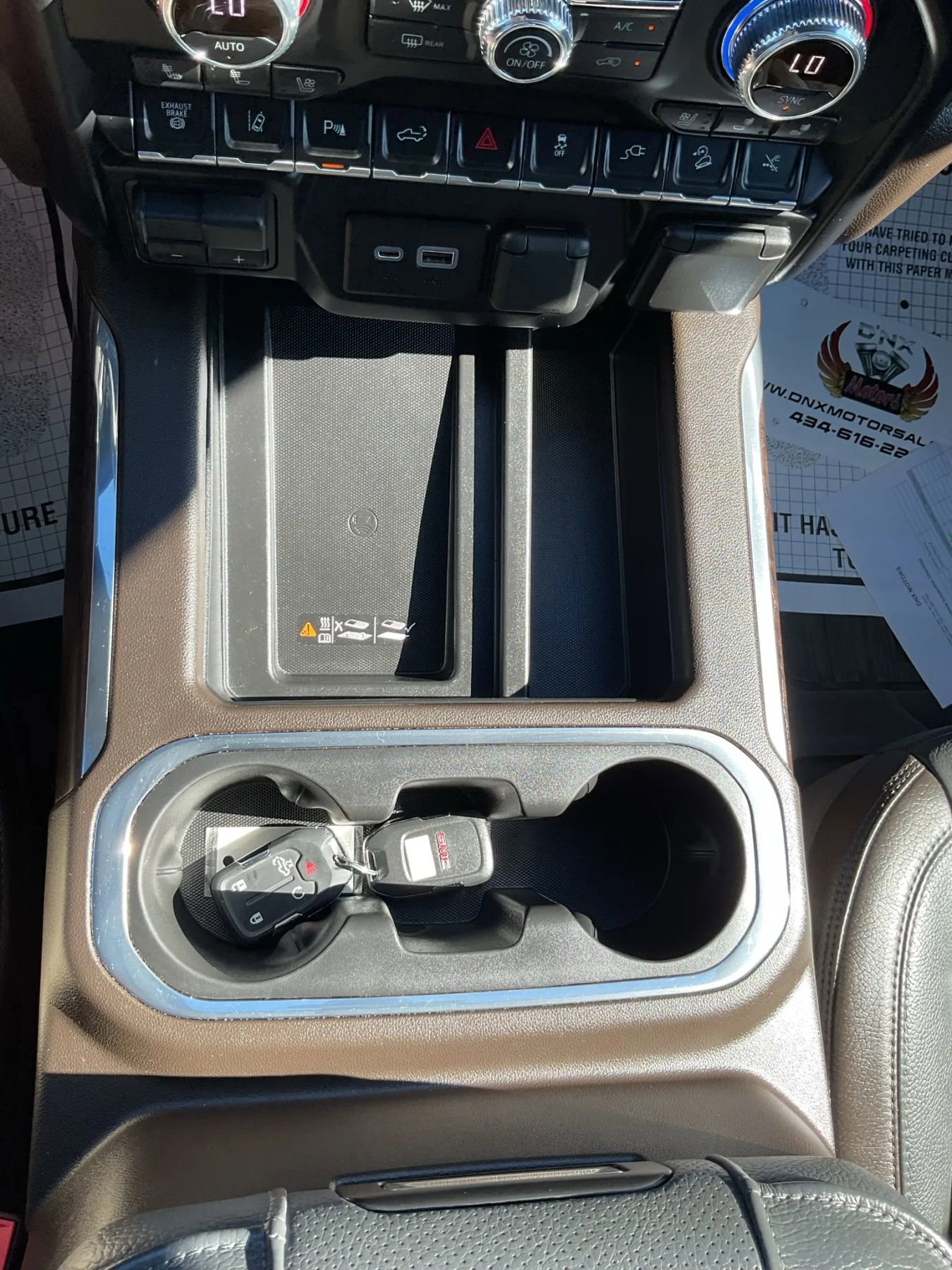 Used 2022 GMC Sierra 3500 Denali w/ Denali Ultimate Package image 37