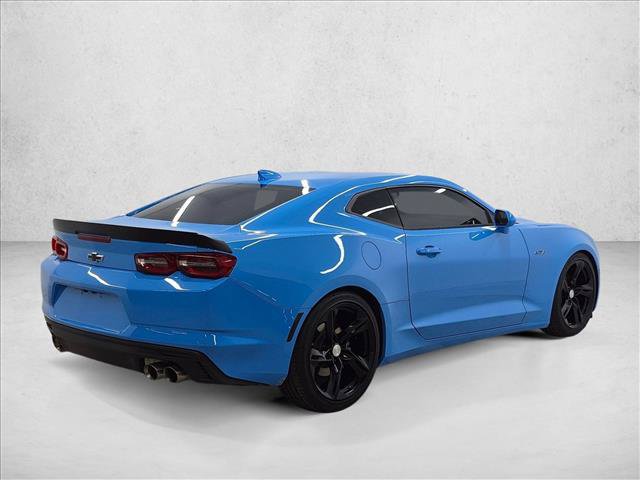 Used 2022 Chevrolet Camaro LT RWD image 5