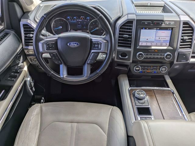 Used 2018 Ford Expedition Platinum RWD image 16