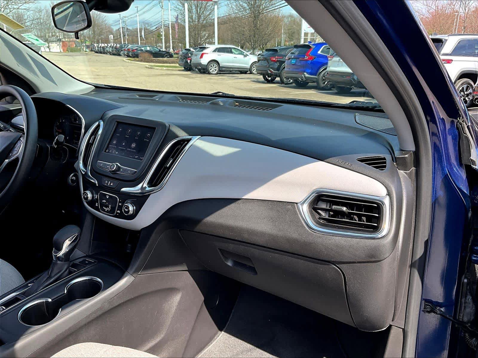 Used 2023 Chevrolet Equinox LS image 13