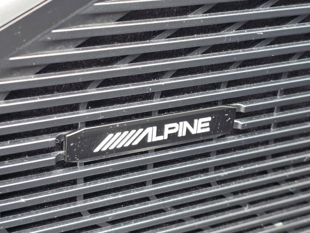 Used 2024 Jeep Wagoneer L Series II w/ Flexible Seating Group image 24