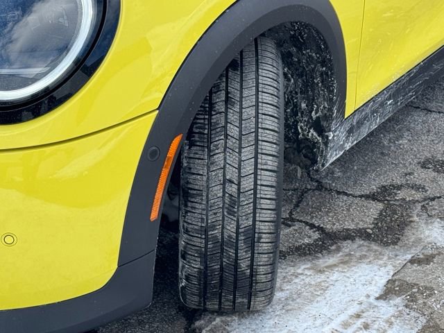 Certified 2025 MINI Cooper S FWD image 12
