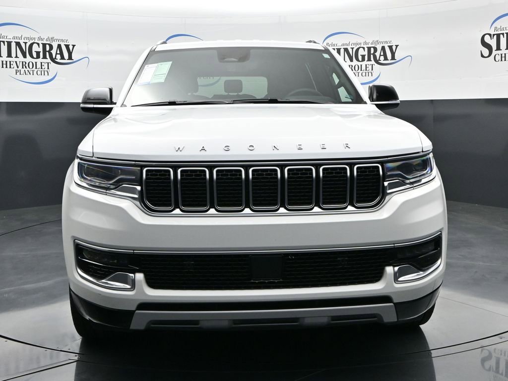 Used 2024 Jeep Wagoneer L Series II w/ Flexible Seating Group AWD/4WD video 2