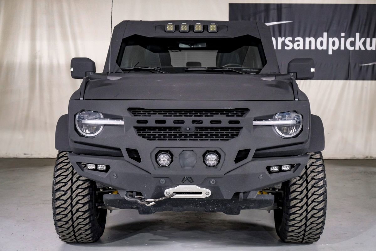 Used 2022 Ford Bronco Wildtrak image 3